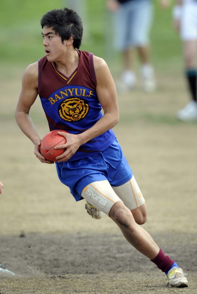 Muzza wins YJFL Best Fairest Banyule JFC GameDay